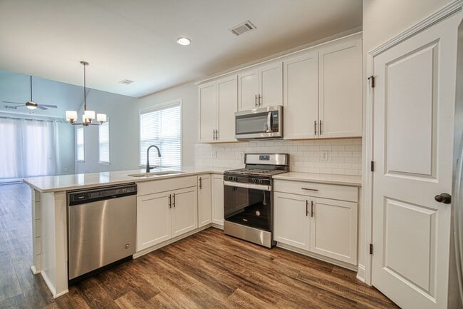 Building Photo - Lovely End Unit, Brand New Construction, 3...