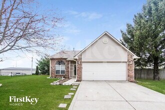 Building Photo - Single Family Home