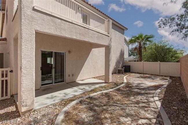 Building Photo - 9029 Mossy Hollow Ave