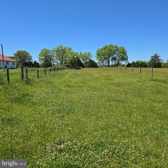 Building Photo - 8293 Leetown Rd
