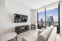 Building Photo - 159 NE 6th St