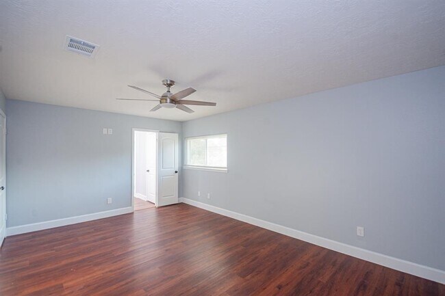 Building Photo - 8611 Spruce Mill Dr