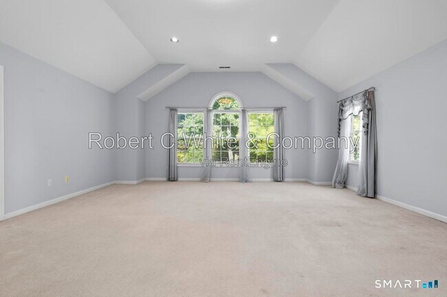 Building Photo - 155 Beardsley Rd