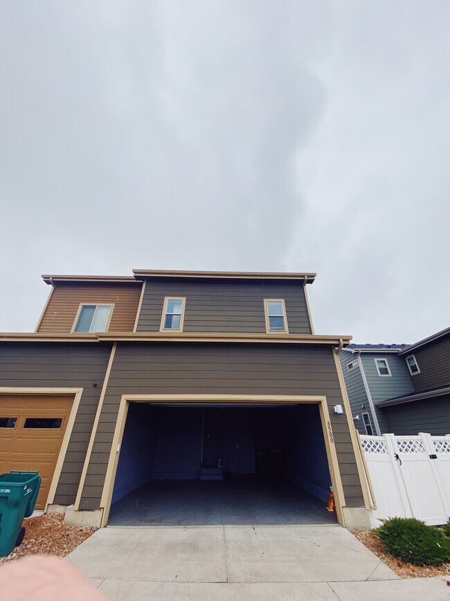 2 Car Garage - 8500 Redpoint Way