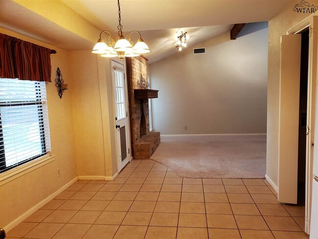 Building Photo - 5011 Sand Beach Rd