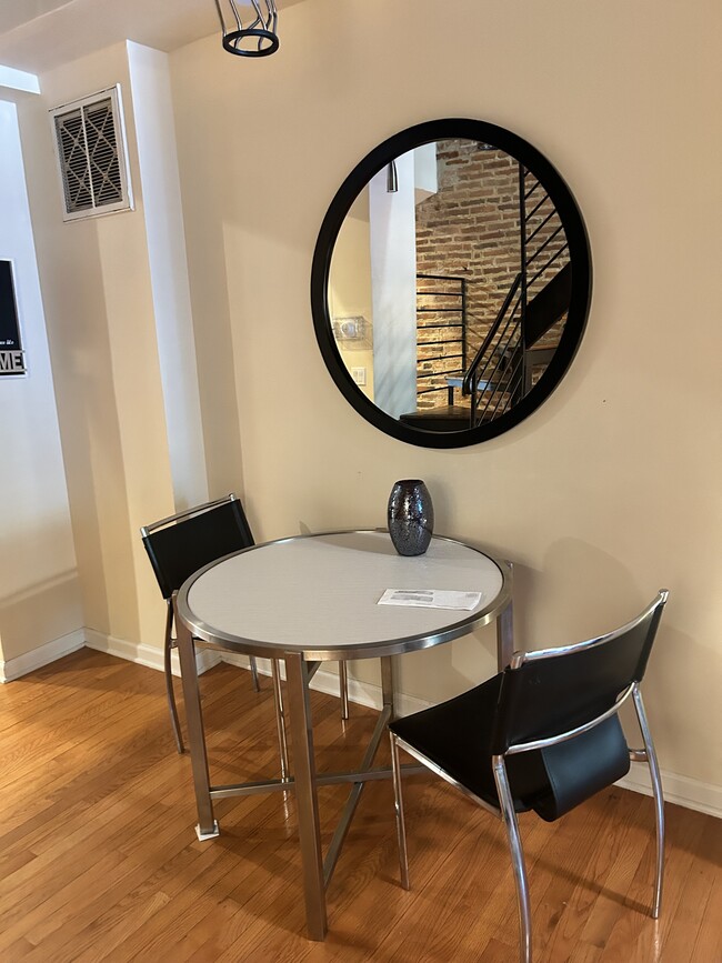 Dining room - 1509 Ramsay St