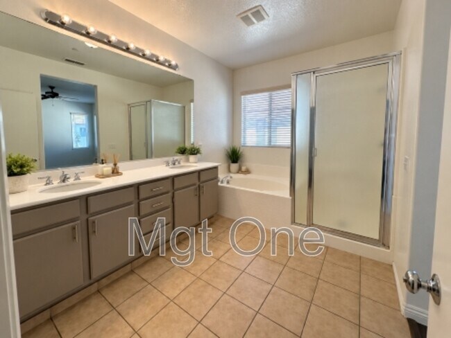 Building Photo - 4485 Spring Knolls Ct