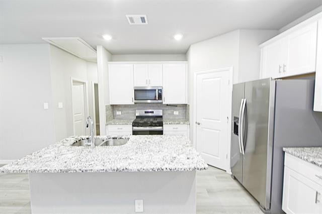 Building Photo - 3913 Murvaul Dr