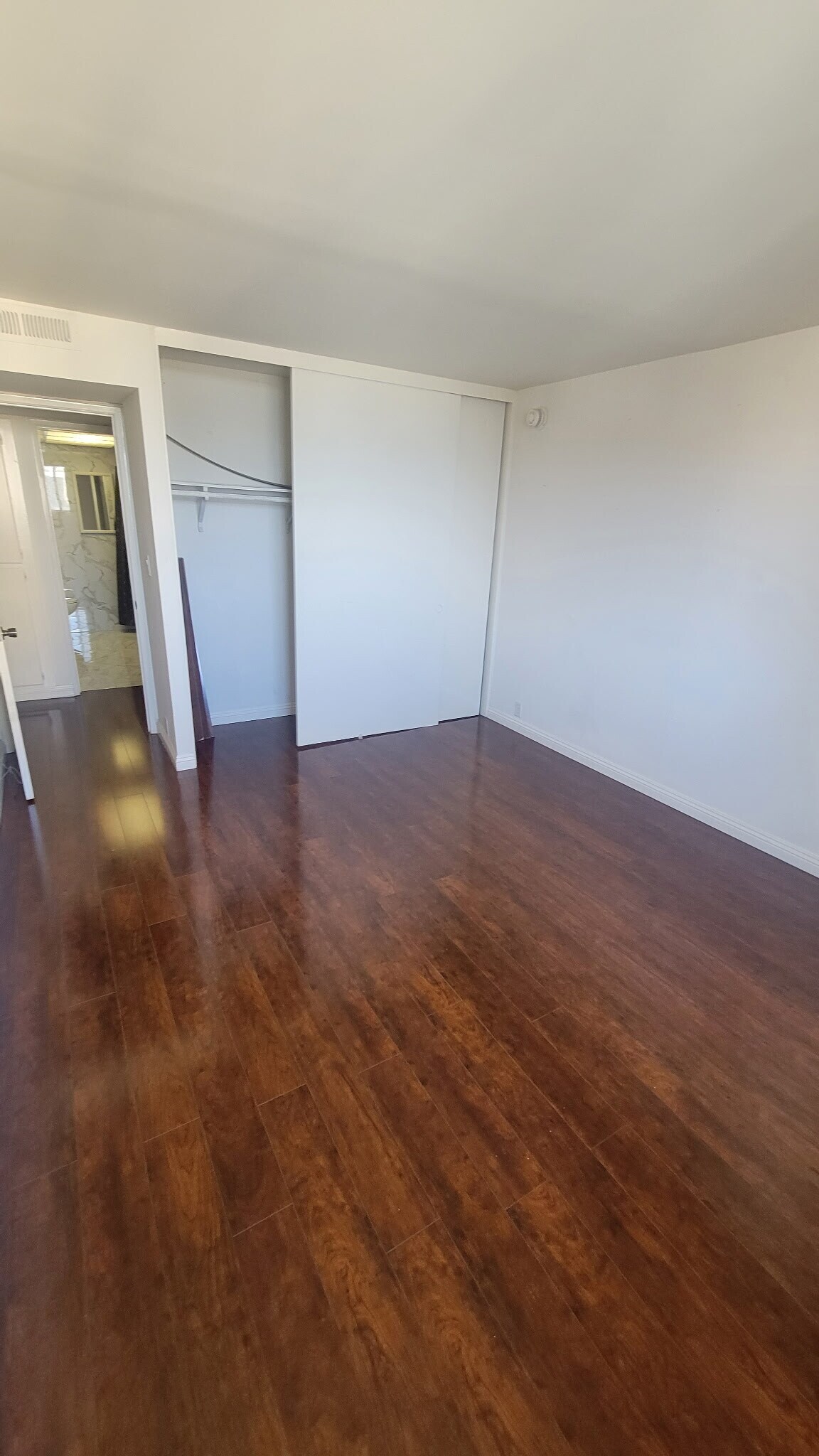 Building Photo - 10535 Wilshire Blvd