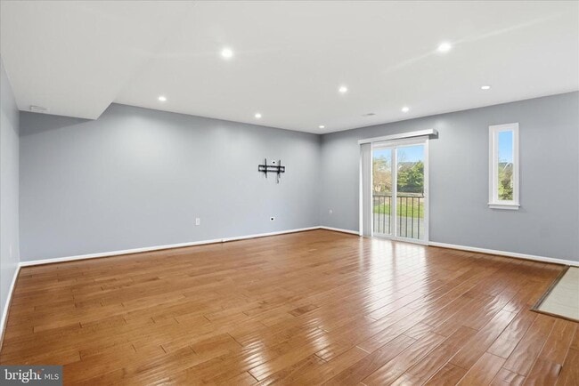 Building Photo - 4614 Conwell Dr