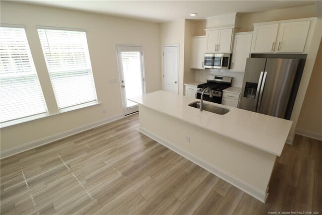 Building Photo - 917 Kensley Grv Ln