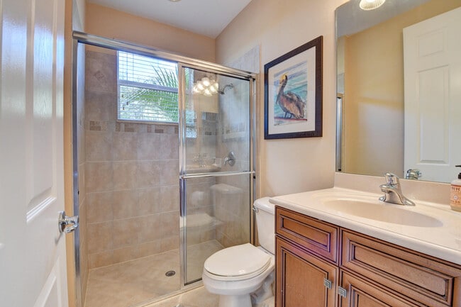 Building Photo - 8891 Starhaven Cove