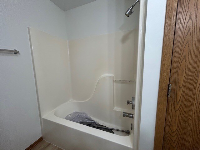 Building Photo - 1345 Cunat Ct