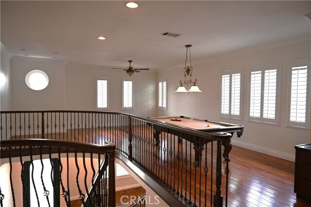 Building Photo - 32 Acanthus