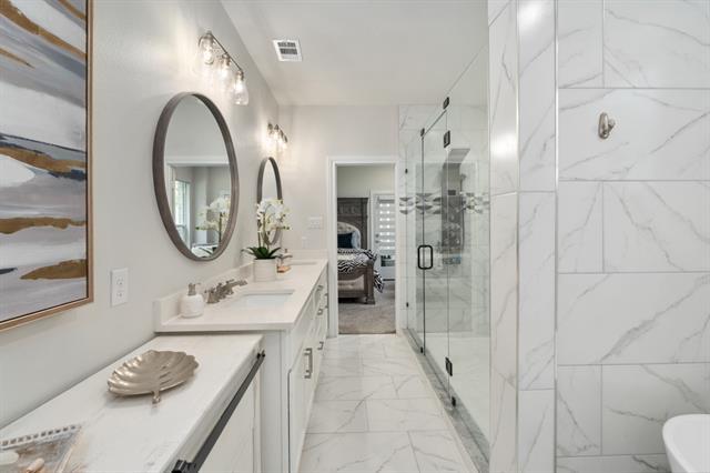 Building Photo - 245 Colonial Dr