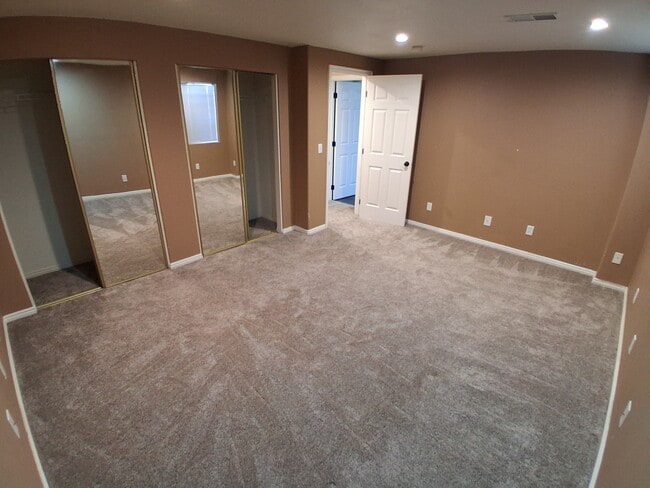 Building Photo - 1468 N 125 W
