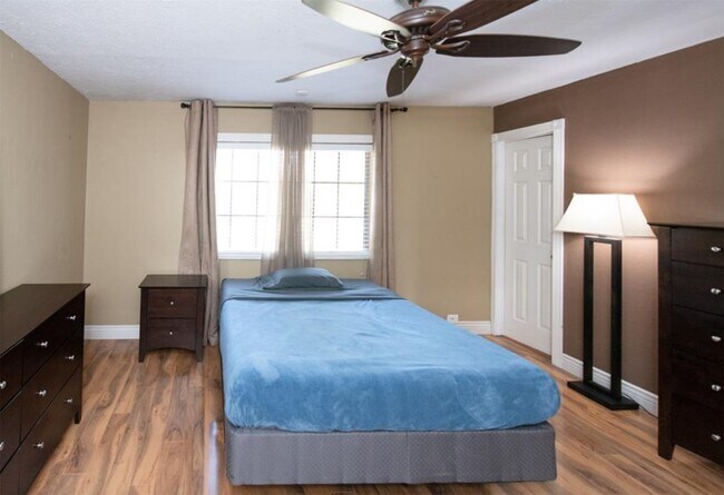 Building Photo - 17618 Autumn Trails Ln