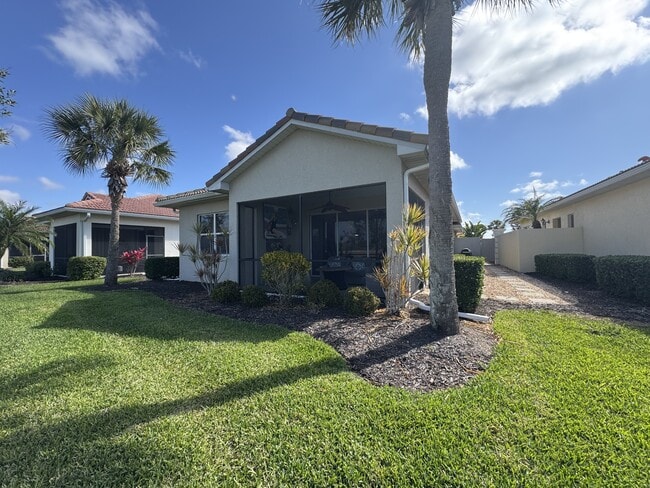 Building Photo - 462 Montelluna Dr