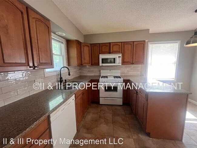 Building Photo - 4 br, 3 bath House - 1308 S Apache Ct