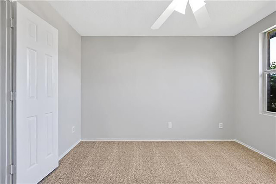 Building Photo - 1419 Windy Meadows Dr