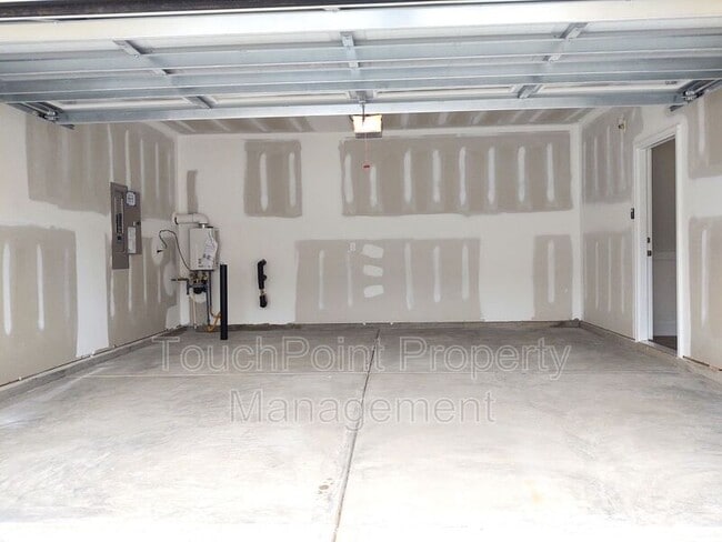 Building Photo - 4013 Belle Landing Rd