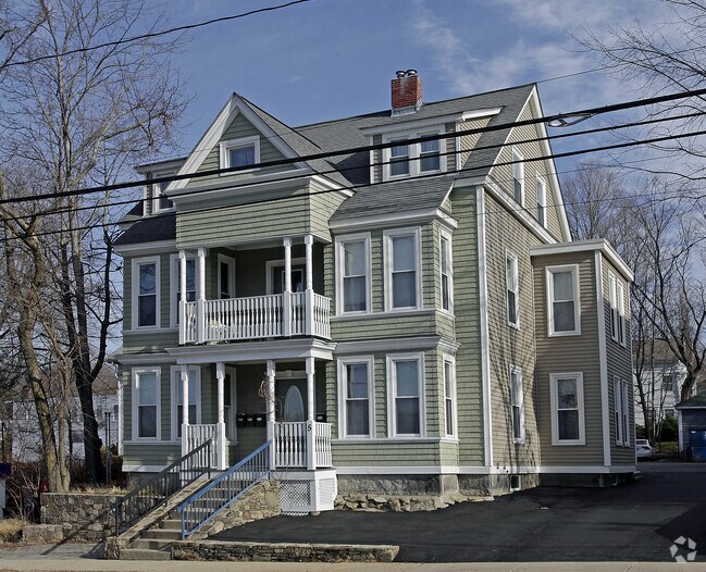 Primary Photo - 5 Grove St