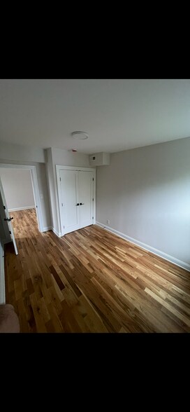 Building Photo - 142 New Haven Ave