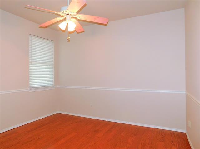 Building Photo - 7917 Seven Oaks Ln