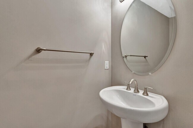 Building Photo - 5830 Monterra Club Dr