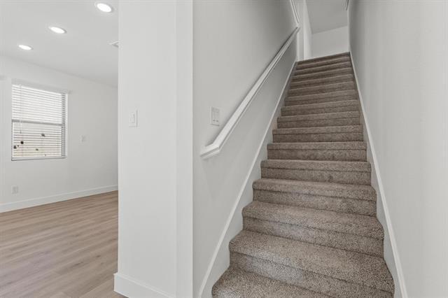 Building Photo - 3504 Clover Leaf Ln