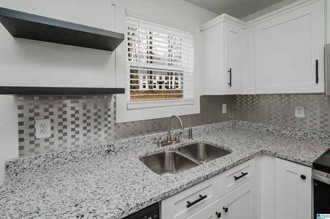 Building Photo - 70 Powers Blvd