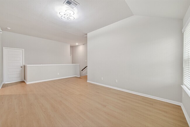 Building Photo - 11215 Pavonia Creek Ct