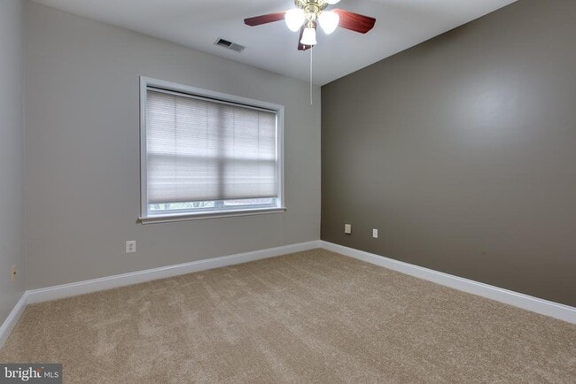 Building Photo - 2111 Ganton Green