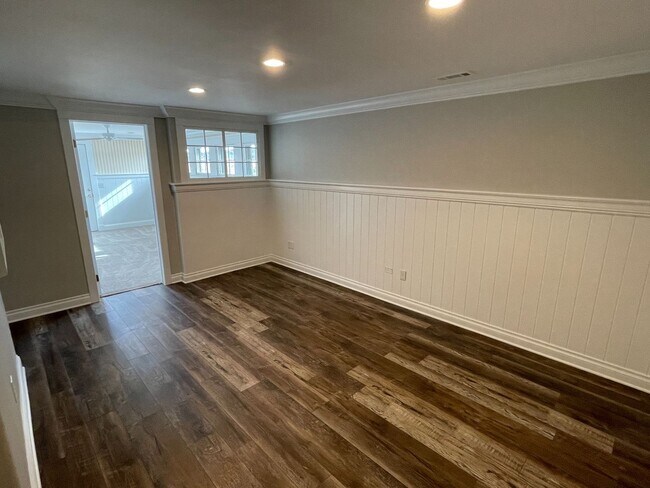 Building Photo - Charming Remodeled 5bd Country Home in Pal...