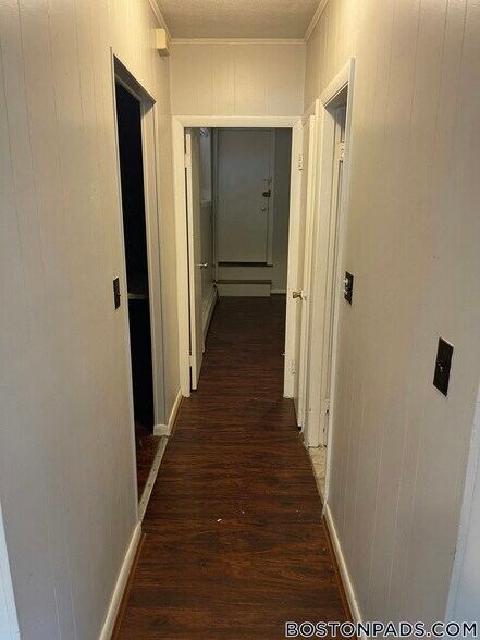 Building Photo - 18 Central Ave