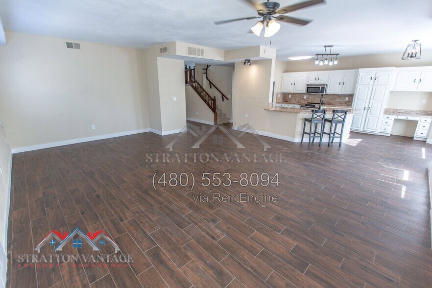 Building Photo - 16806 S 37th Way