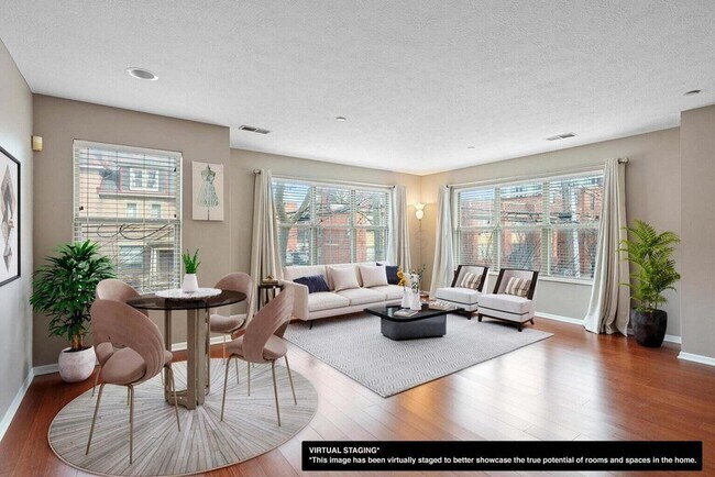 Primary Photo - 35 Buttles Ave