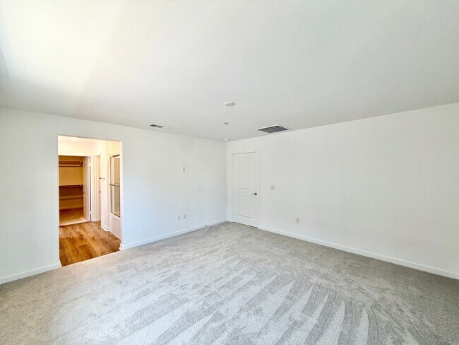 Building Photo - 31404 Lolite Dr