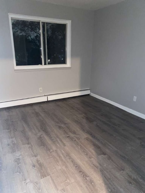 Building Photo - 13945 Superior Rd