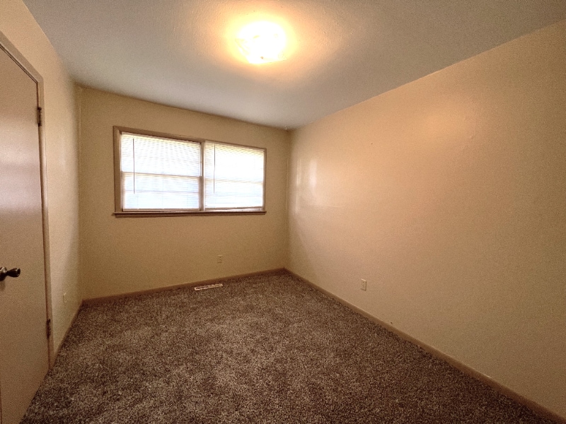 Building Photo - 631 Alexander Dr