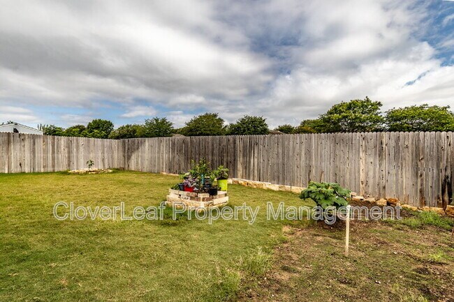 Building Photo - 3033 Casillero St