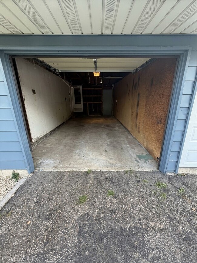 Building Photo - 2514 Texel Dr