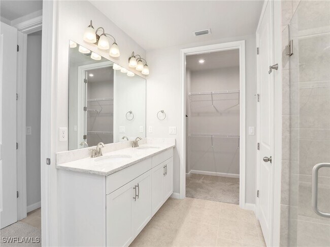 Building Photo - 4687 Arboretum Cir