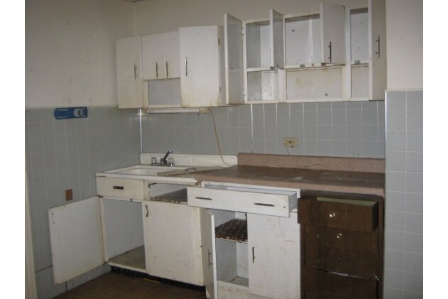 Kitchen - 200 W Ridge St