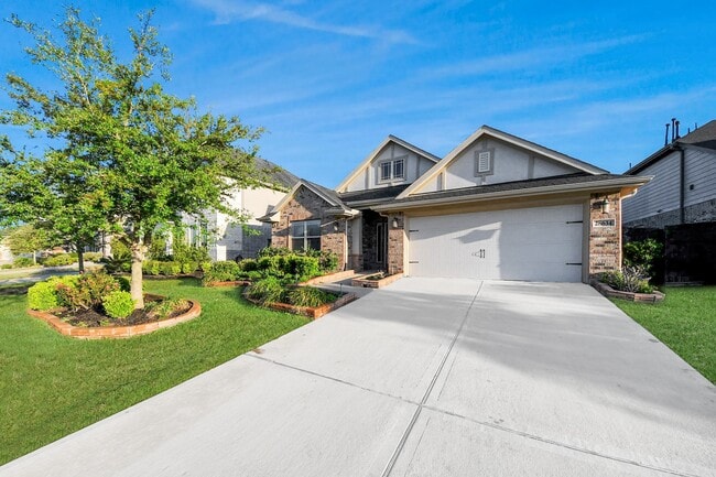 Building Photo - 28634 Monarch Cliffs Dr