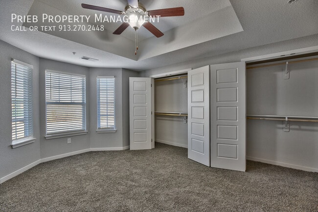 Building Photo - 12321 S Chelsea-101