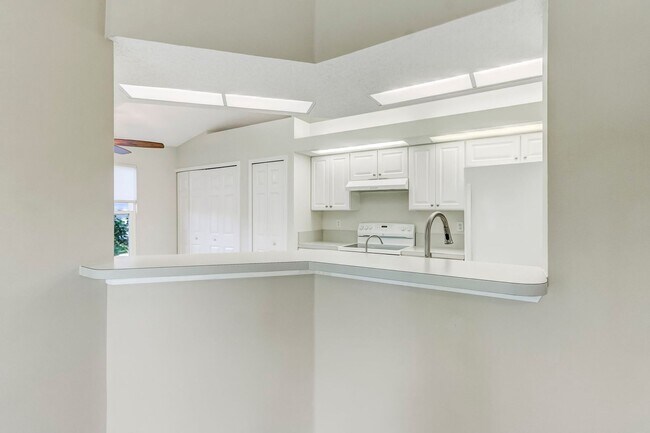Building Photo - 2415 Will Hardee Rd