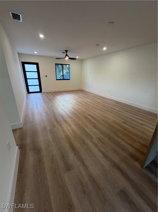 Building Photo - 3619 Poplar Way