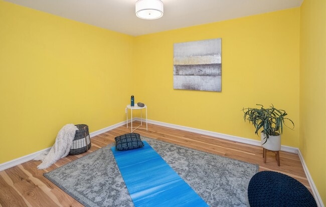 Building Photo - 12634 SE 30th St