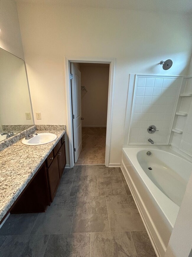 Building Photo - Newly Built 4/2.5 House in North Rome- $1,995